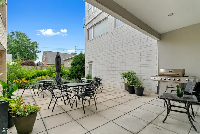 $249,900 | 932 North Broadway Street, Unit 4, Indianapolis, IN 46202