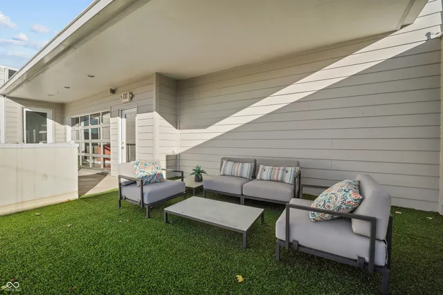 $249,900 | 932 North Broadway Street, Unit 4, Indianapolis, IN 46202