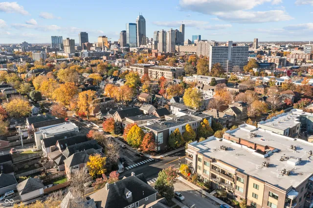 $249,900 | 932 North Broadway Street, Unit 4, Indianapolis, IN 46202