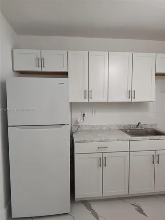 $1,750 | 655 Eldron Drive, Unit 15, Miami Springs, FL 33166