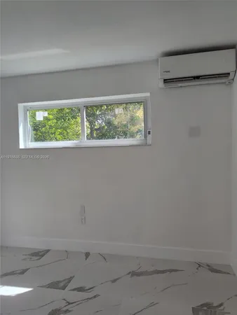 $1,750 | 655 Eldron Drive, Unit 15, Miami Springs, FL 33166