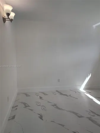 $1,750 | 655 Eldron Drive, Unit 15, Miami Springs, FL 33166