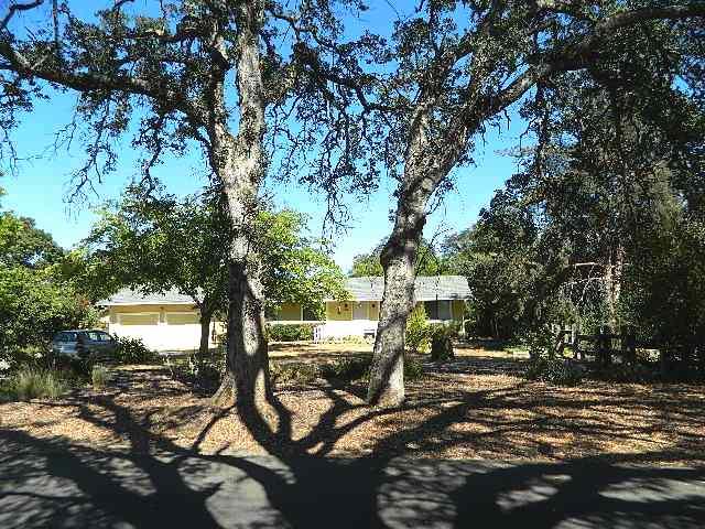3031 Montgomery Road Red Bluff, CA 96080 - Photo 21 of 21 Front View from road