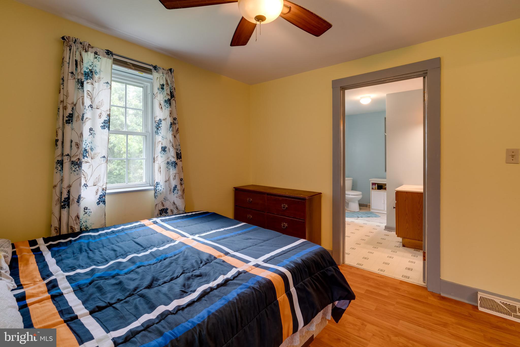 433 Ashville Road Oxford, PA 19363 - Photo 22 of 33 Main Floor Bedroom View