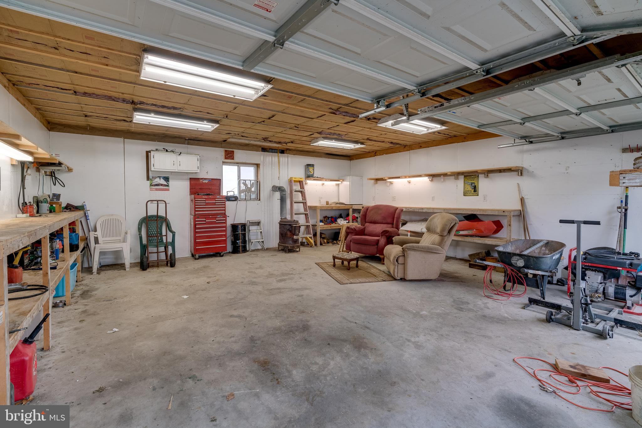 433 Ashville Road Oxford, PA 19363 - Photo 25 of 33 Garage/Workshop View