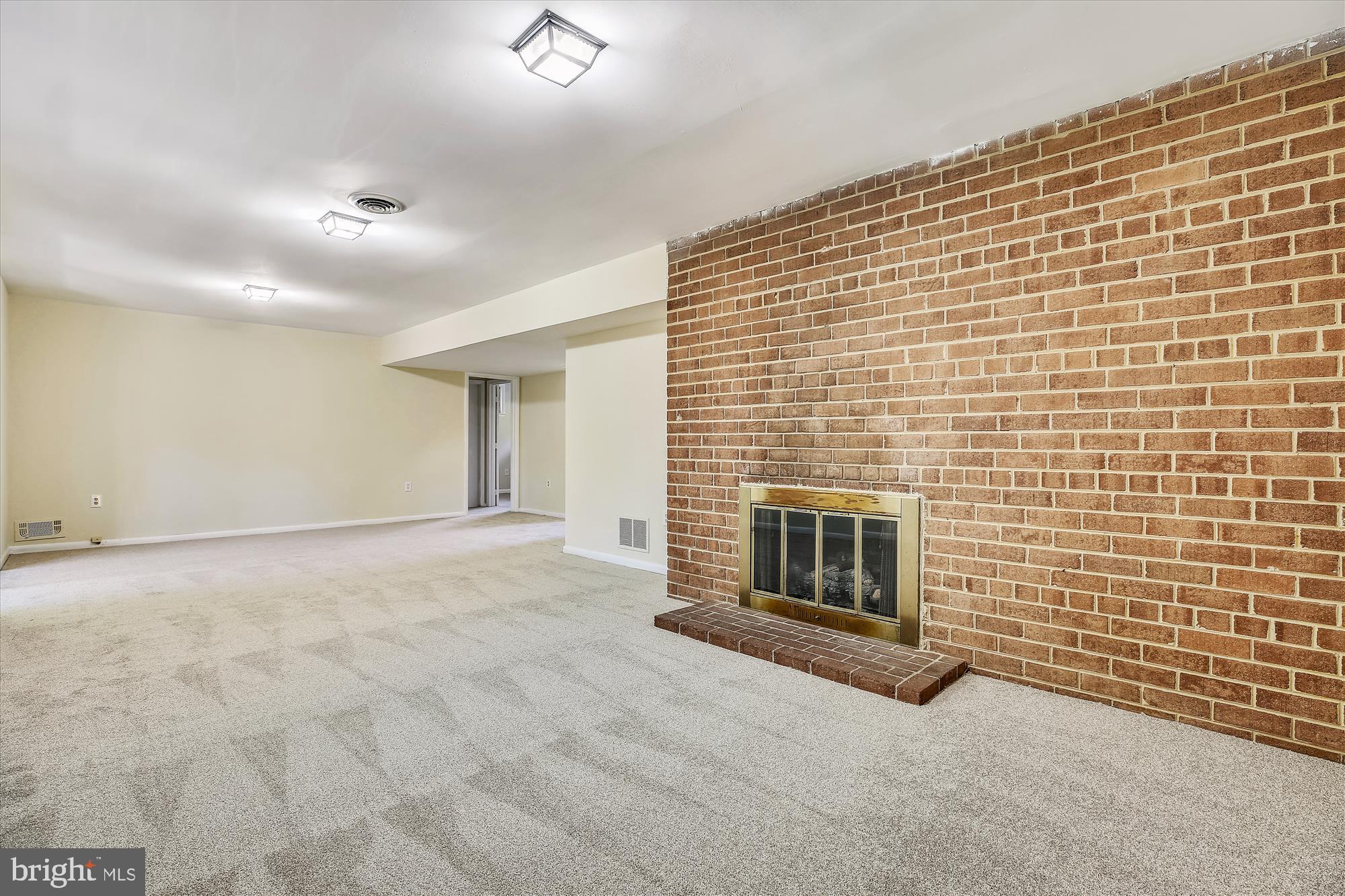 11100 Bybee Street Silver Spring, MD 20902 - Photo 22 of 30 Family Room