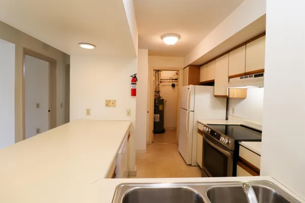 $224,000 | 30 Wolf Road, Unit 204, Lebanon, NH 03766