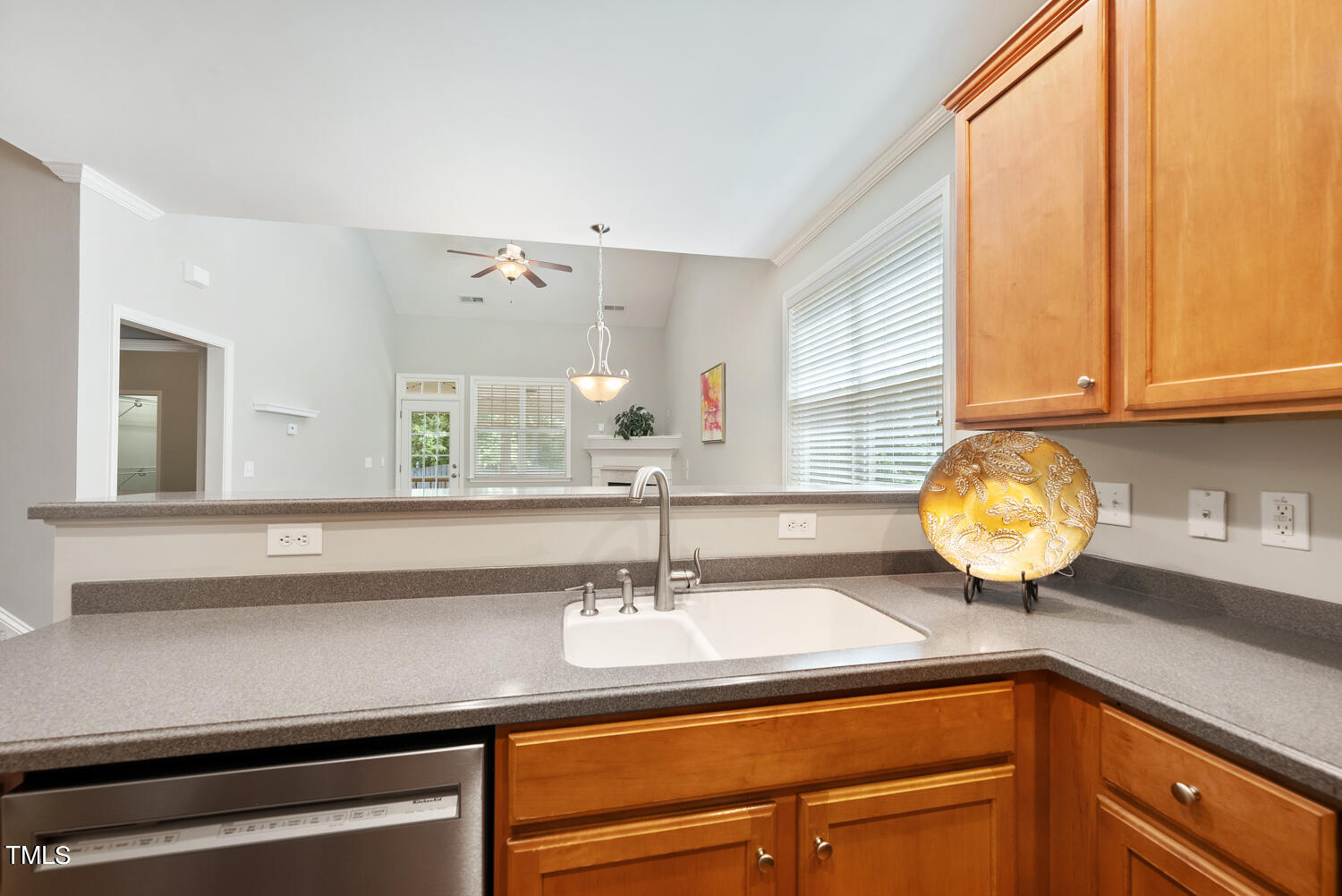 2520 Spring Oaks Way Raleigh, NC 27614 - Photo 10 of 34 10