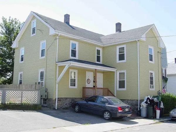 $4,000 | 2 Lucas Avenue, Unit 1, Newport, RI 02840