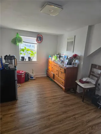 $4,000 | 2 Lucas Avenue, Unit 1, Newport, RI 02840
