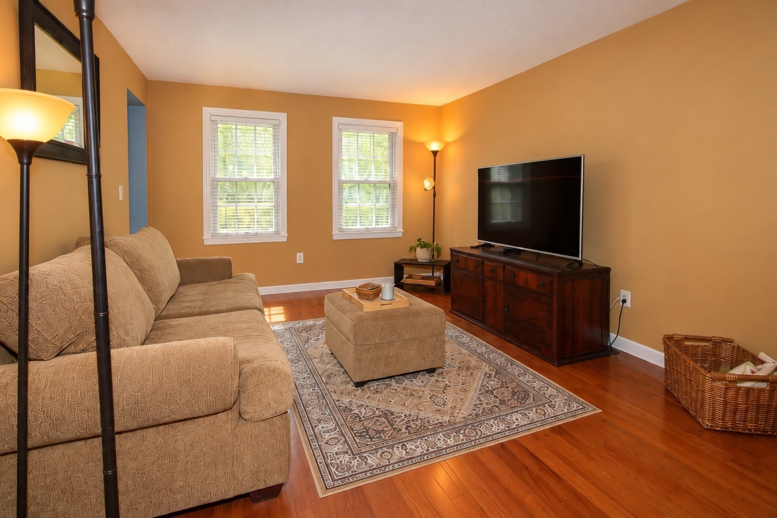 32 Sibley Road Sutton, MA 01590 - Photo 3 of 20 Gallery Image 3