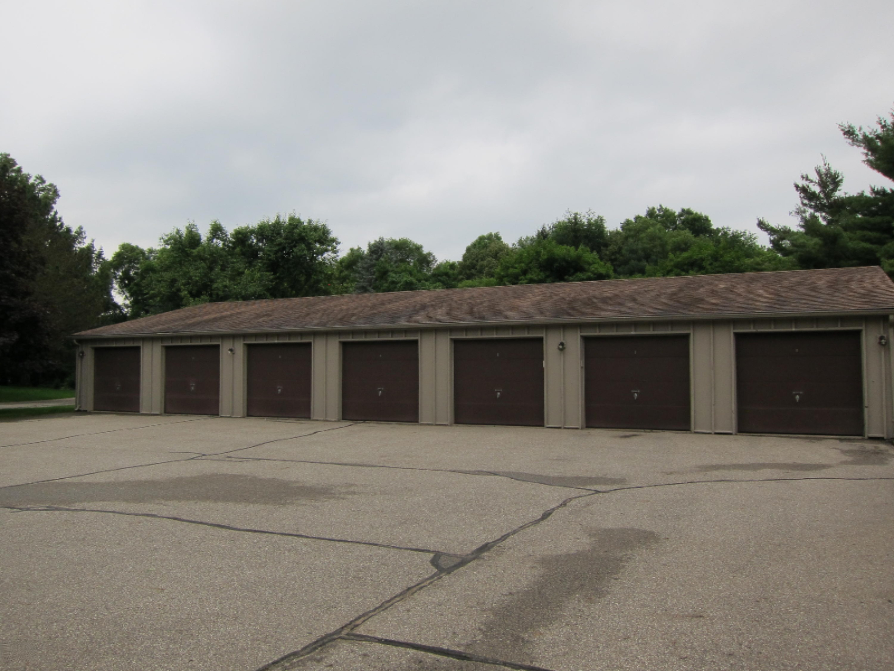 3752 Cedaridge Road Kalamazoo, MI 49008 - Photo 7 of 14 IMG_4949