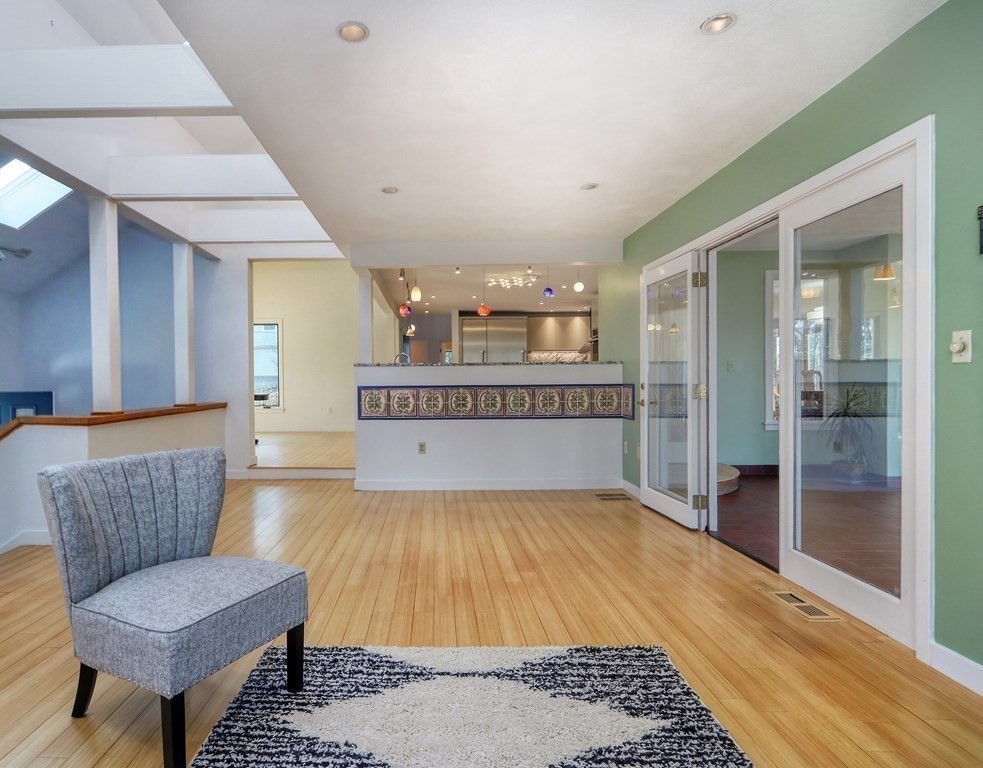 18 Juniper Ridge Road Lincoln, MA 01773 - Photo 7 of 37 Gallery Image 7