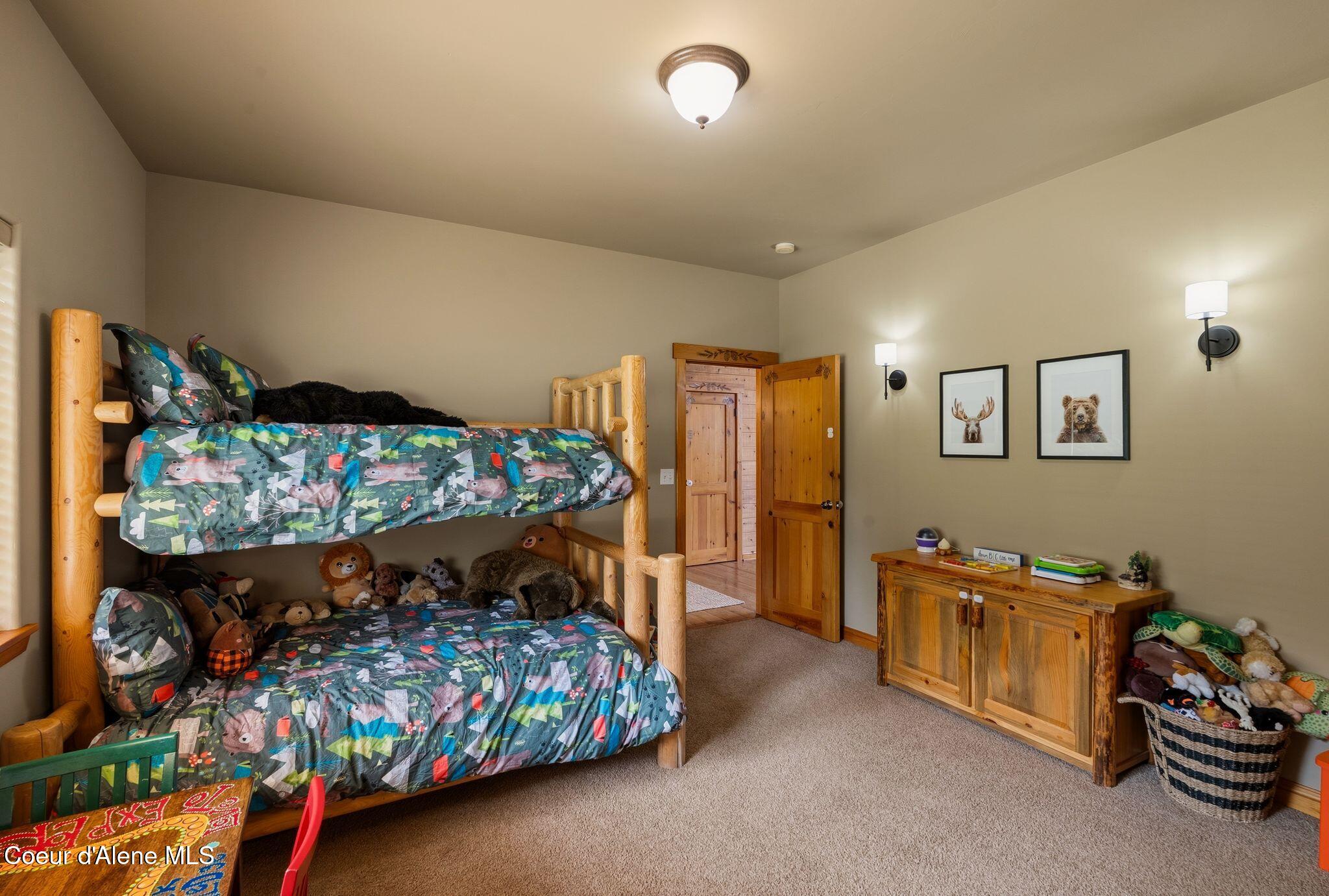 235 Kiebert Loop Hope, ID 83836 - Photo 29 of 97 Bedroom