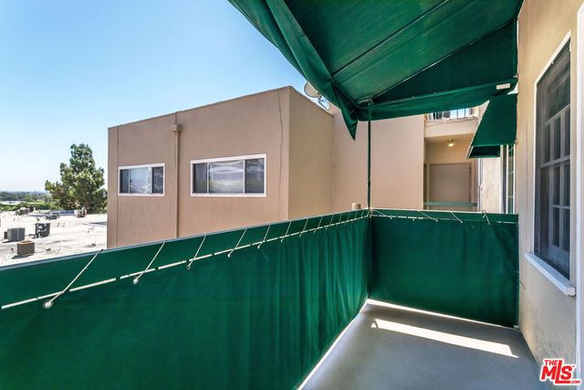 $5,900 | 8550 Holloway Drive, Unit 402, West Hollywood, CA 90069