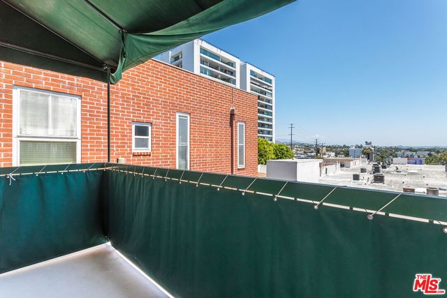 $5,900 | 8550 Holloway Drive, Unit 402, West Hollywood, CA 90069