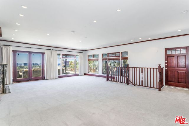 $5,900 | 8550 Holloway Drive, Unit 402, West Hollywood, CA 90069