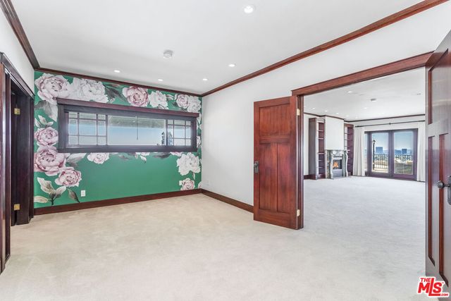 $5,900 | 8550 Holloway Drive, Unit 402, West Hollywood, CA 90069