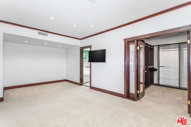 $5,900 | 8550 Holloway Drive, Unit 402, West Hollywood, CA 90069