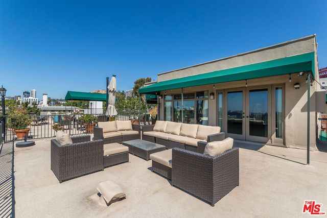 $5,900 | 8550 Holloway Drive, Unit 402, West Hollywood, CA 90069