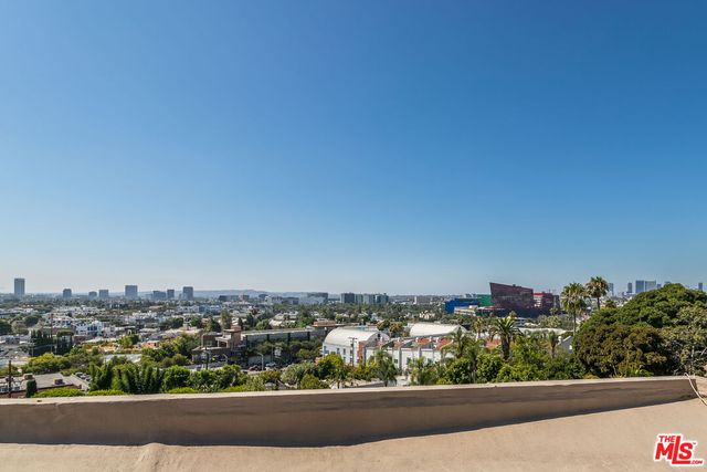 $5,900 | 8550 Holloway Drive, Unit 402, West Hollywood, CA 90069