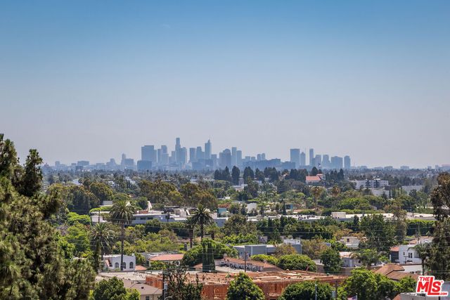 $5,900 | 8550 Holloway Drive, Unit 402, West Hollywood, CA 90069