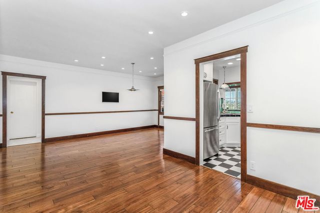 $5,900 | 8550 Holloway Drive, Unit 402, West Hollywood, CA 90069