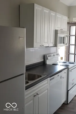 $899 | 125 East 17th Street, Unit 1, Indianapolis, IN 46202