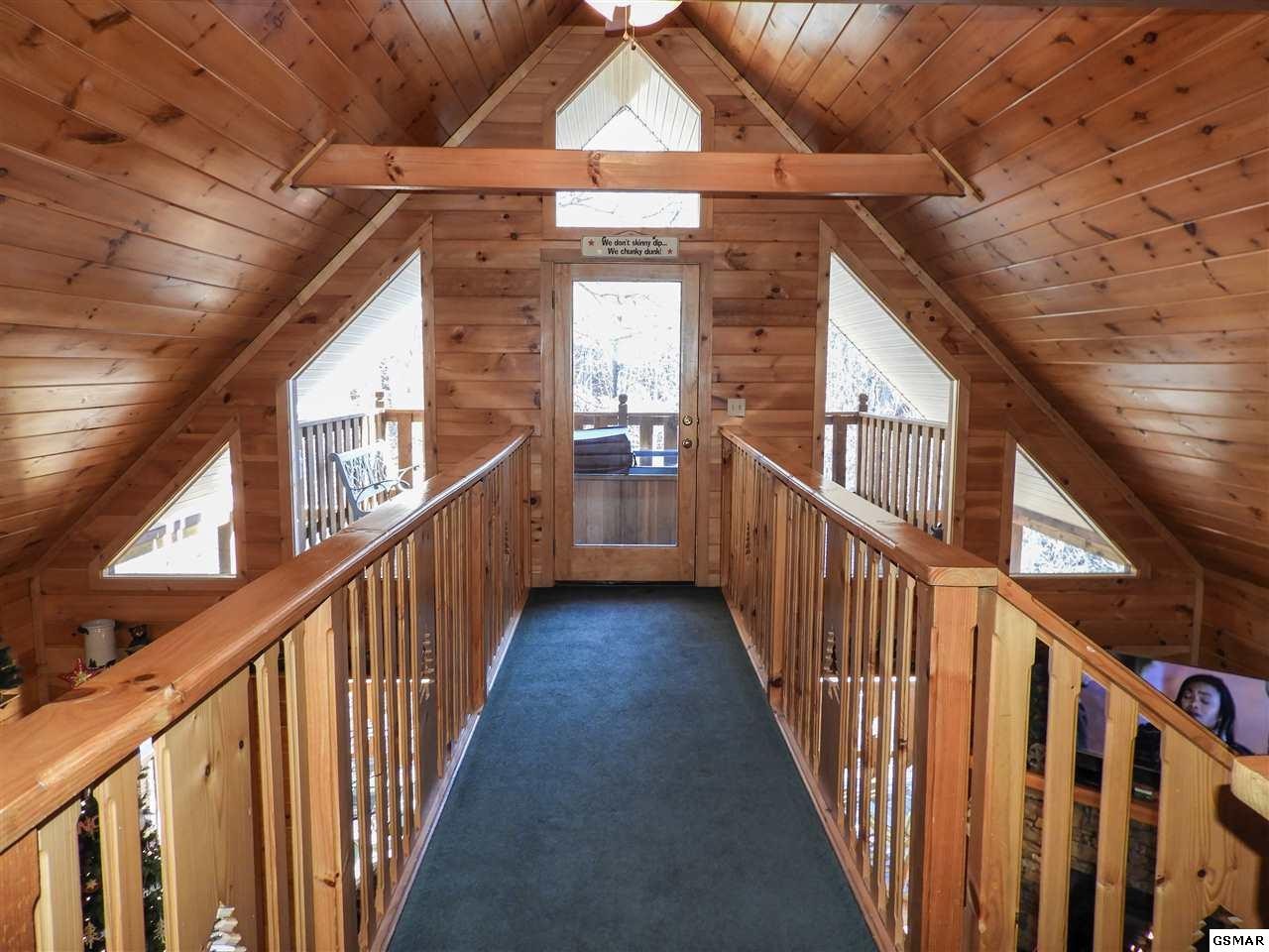 2039 Ridgecrest Loop Lane Sevierville, TN 37876 - Photo 20 of 35 Gallery Image 20