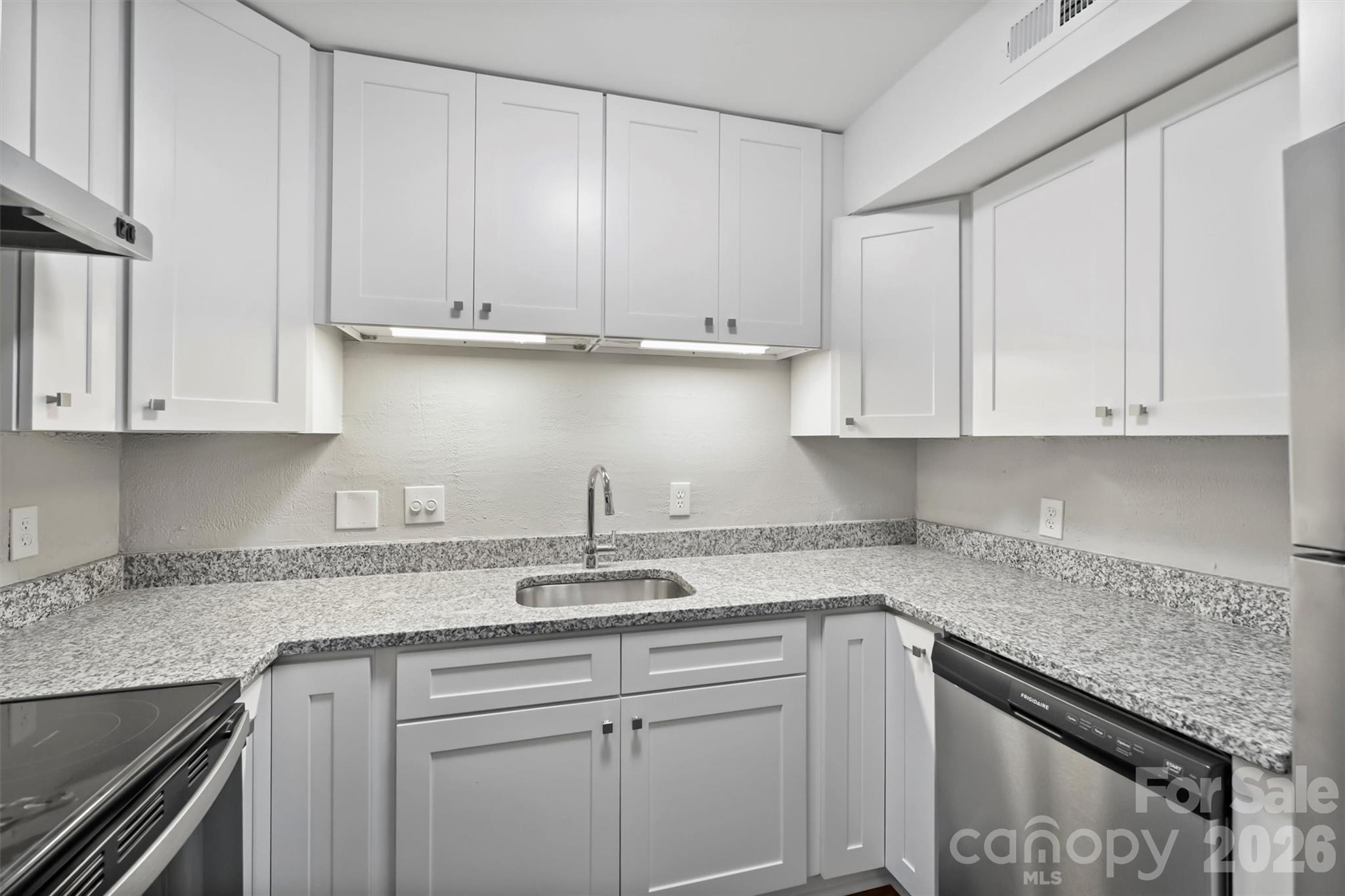 2638 Park Road, Unit A Charlotte, NC 28209 - Photo 11 of 26