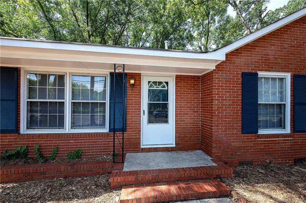 7132 Idlewild Road Charlotte, NC 28212 - Photo 3 of 21 Gallery Image 3