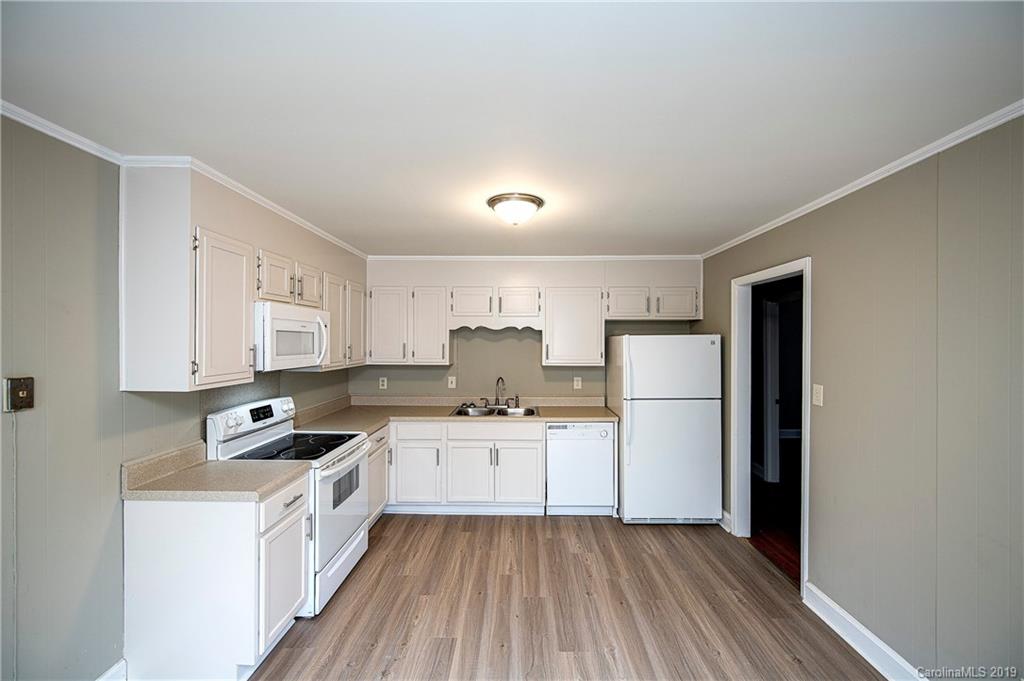 7132 Idlewild Road Charlotte, NC 28212 - Photo 6 of 21 Gallery Image 6