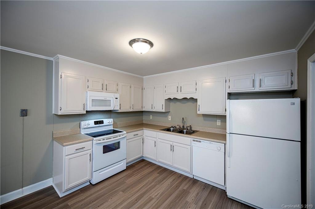 7132 Idlewild Road Charlotte, NC 28212 - Photo 7 of 21 Gallery Image 7