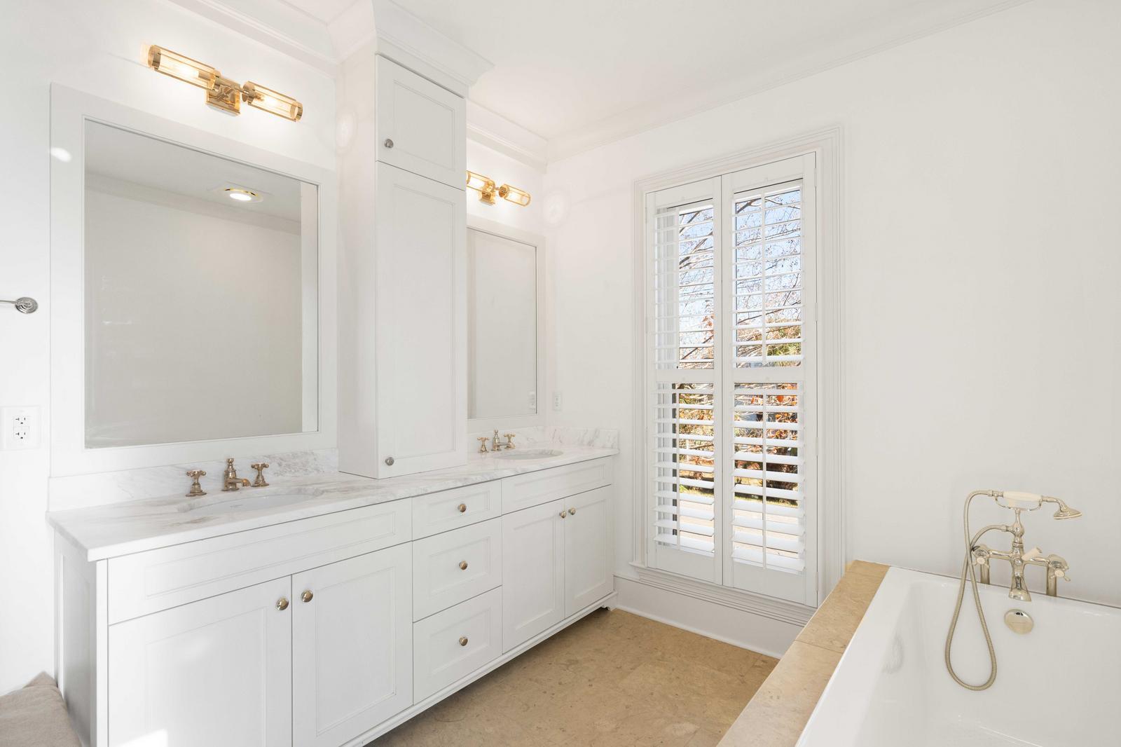 59 Barre Street, Unit A Charleston, SC 29401 - Photo 34 of 59 59 Barre
