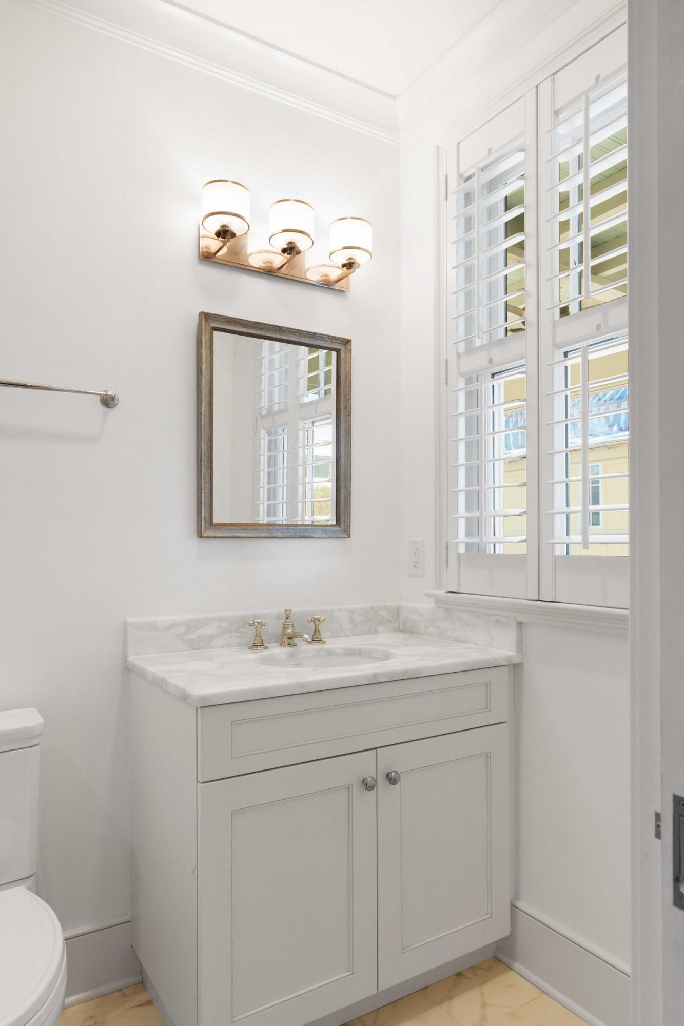 59 Barre Street, Unit A Charleston, SC 29401 - Photo 39 of 59 59 Barre