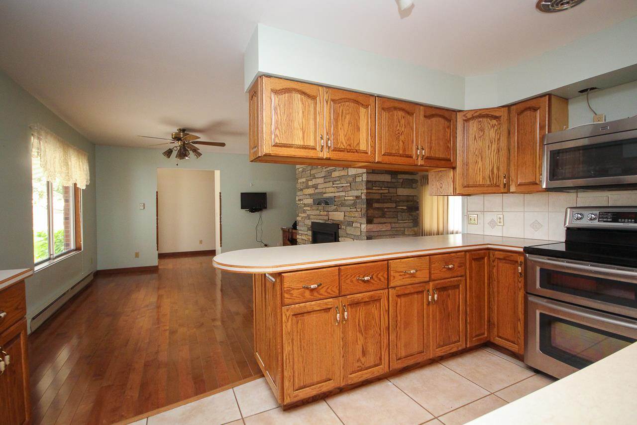 7023 East Broomfield Road Mount Pleasant, MI 48858 - Photo 9 of 32 1897337-8.JPG