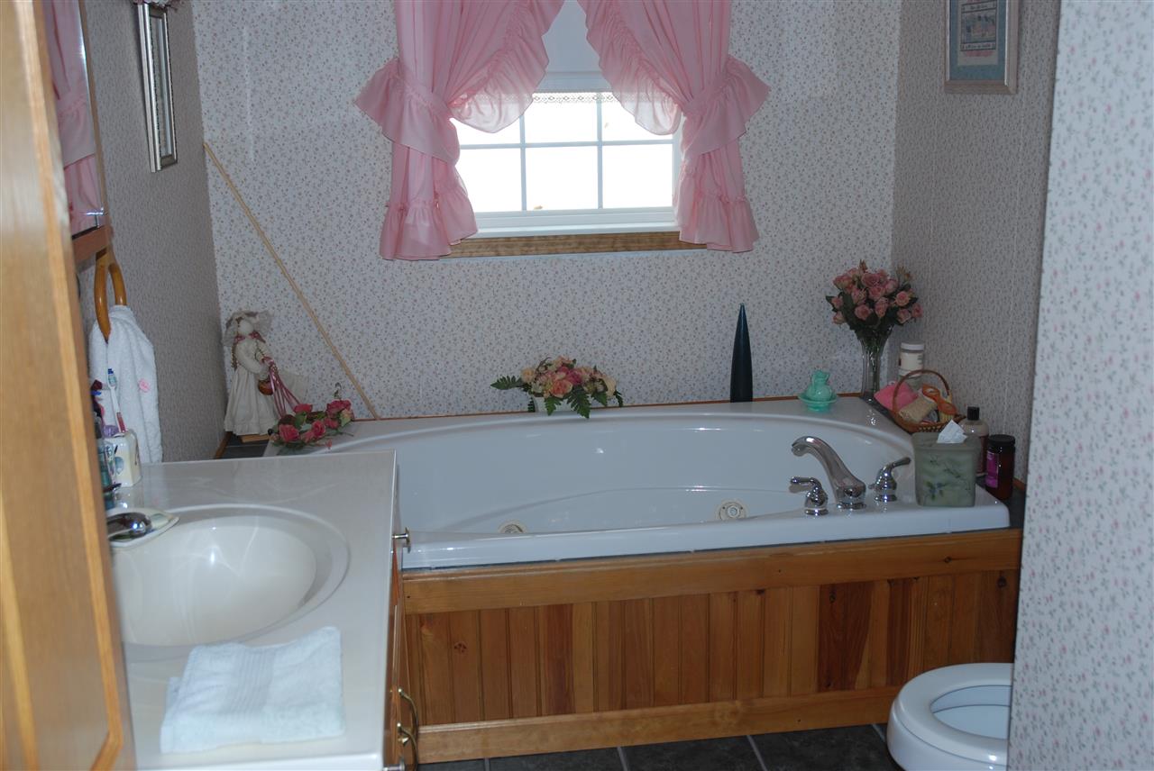 21 Lord Road Swanton, VT 05488 - Photo 8 of 25
