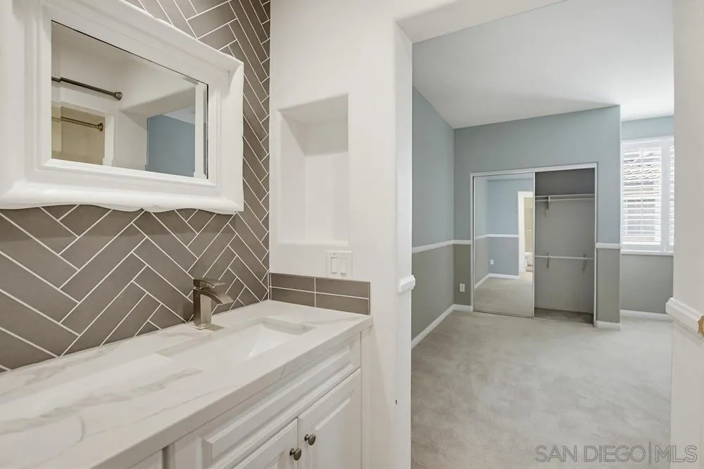 3643 Jetty Point Carlsbad, CA 92010 - Photo 25 of 37