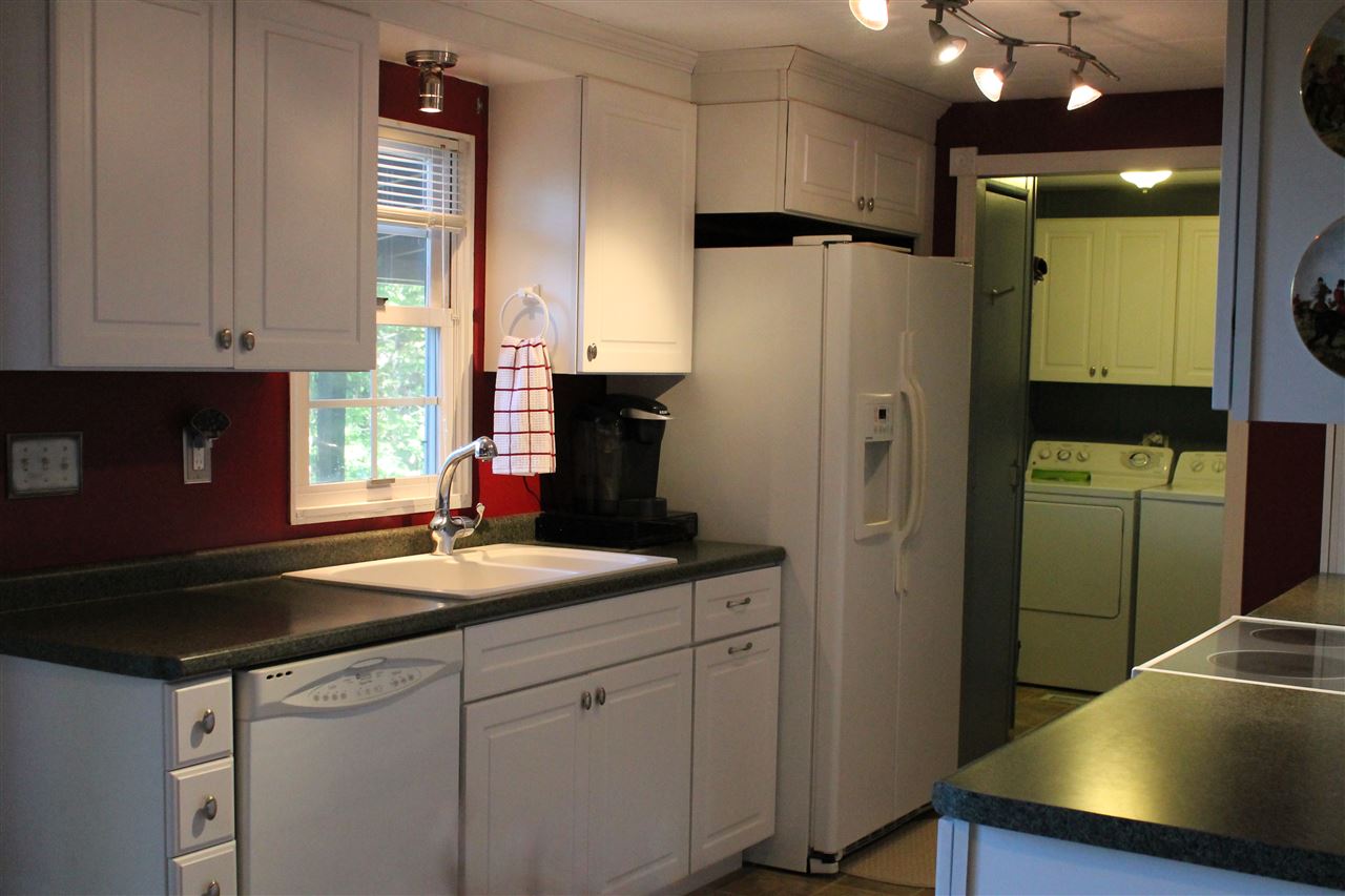 1 South Blueberry Lane Rochester, NH 03867 - Photo 4 of 17
