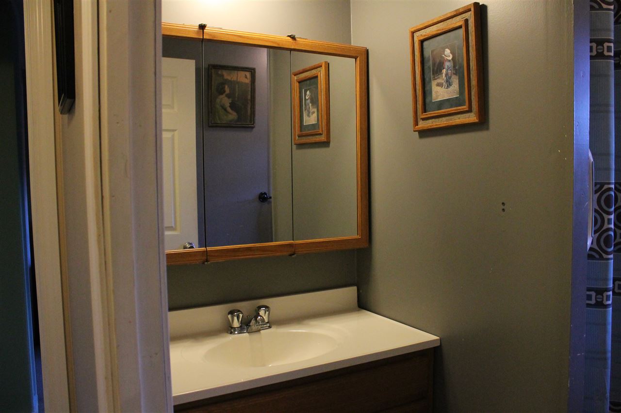 1 South Blueberry Lane Rochester, NH 03867 - Photo 10 of 17