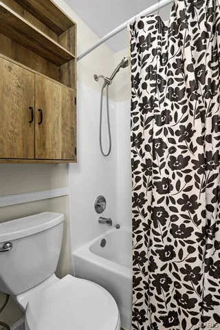 $369,900 | 211 Butternut Stage Drive, St. Peters, MO 63376