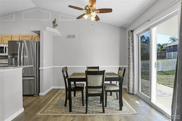 $369,900 | 211 Butternut Stage Drive, St. Peters, MO 63376