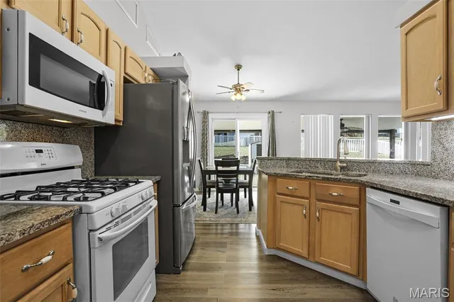 $369,900 | 211 Butternut Stage Drive, St. Peters, MO 63376