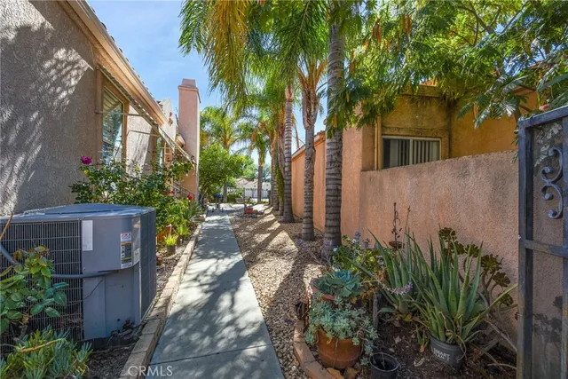 a view of a house with a plants