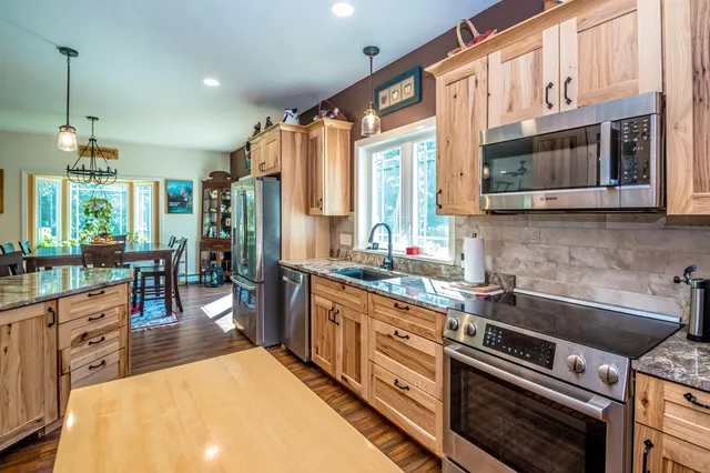 $745,000 | 106 Pemigewasset Drive, Conway, NH 03813