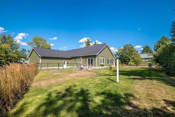 $745,000 | 106 Pemigewasset Drive, Conway, NH 03813