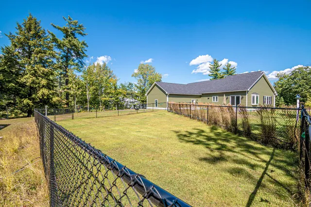 $745,000 | 106 Pemigewasset Drive, Conway, NH 03813