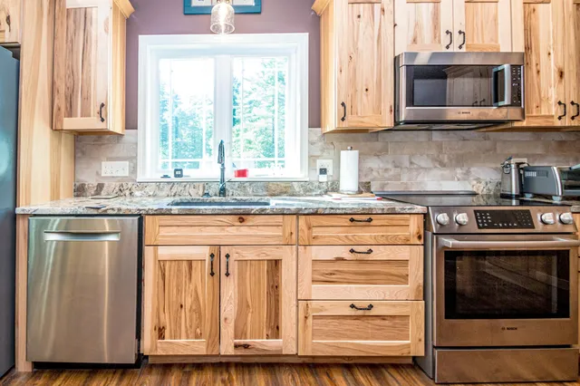 $745,000 | 106 Pemigewasset Drive, Conway, NH 03813