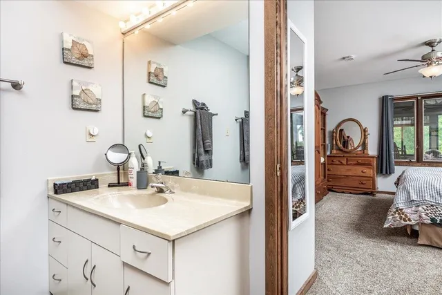 $169,900 | B2 Long Bay Point Drive, Galena, IL 61036