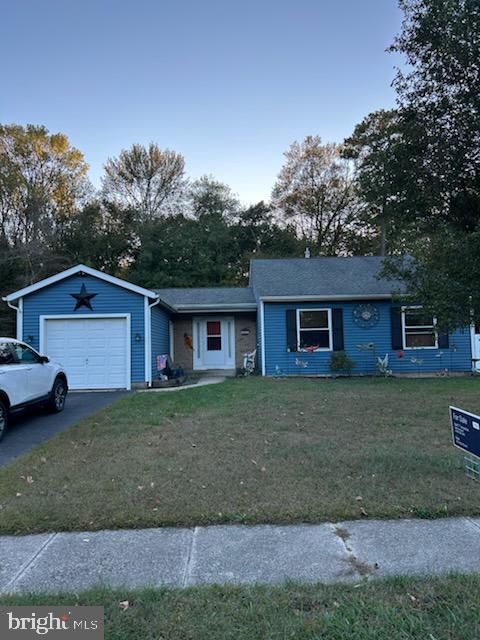 10 Hanover Place Sicklerville, NJ 08081 - Photo 20 of 20 a front view of a house with a yard